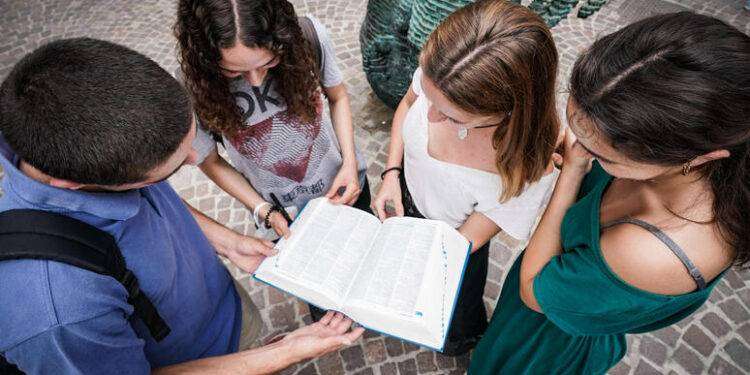 Greco al Classico, matematica allo Scientifico: la seconda prova scritta della maturità 2024