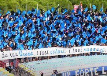 Pisa, gli ultras scioperano: “Non entreremo nella Nord”. Ecco perchè