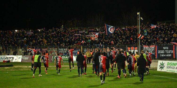 Vanni Sanna sold out e storica diretta TV per la sfida di campionato tra Torres e Olbia