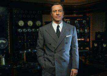 Accorsi è Guglielmo Marconi, una miniserie su Rai 1