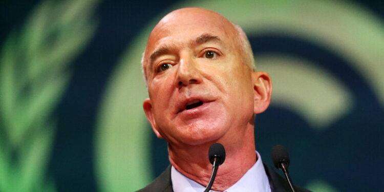 Oxfam, i 5 paperoni raddoppiano la fortuna, fermi i poveri