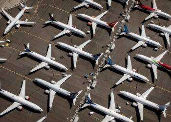 Boeing affonda a Wall Street, perde l’8,4%