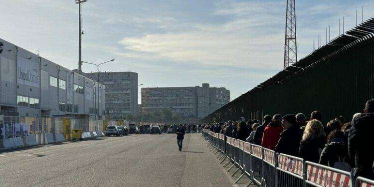 Riva: maxischermi ai funerali nella Basilica di N.S. di Bonaria