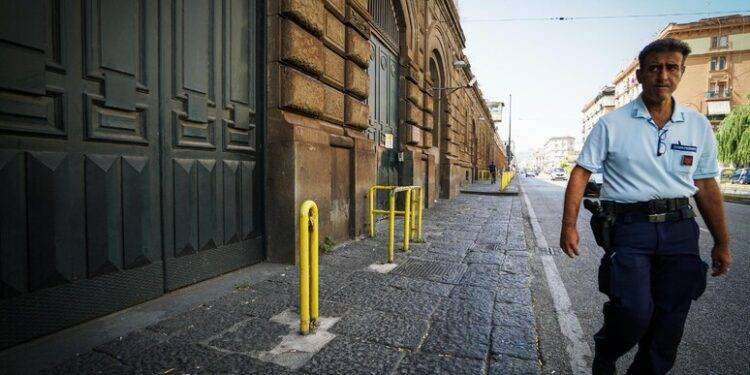 ‘In carcere da 20 mesi per un’estorsione di 4 euro’