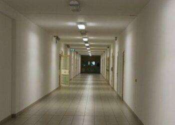 Carceri, dopo aggressioni a Uta trovato anche un telefonino