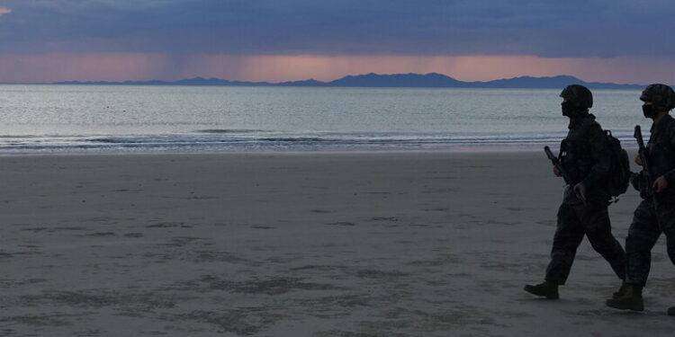 Tensione tra le due Coree: sparati colpi artiglieria su isola