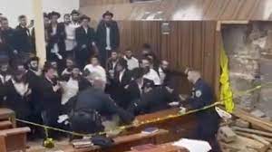 Il misterioso tunnel scoperto sotto una sinagoga di New York