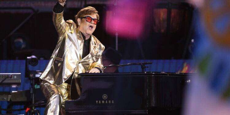 All’asta da Christie’s il mondo di Elton John