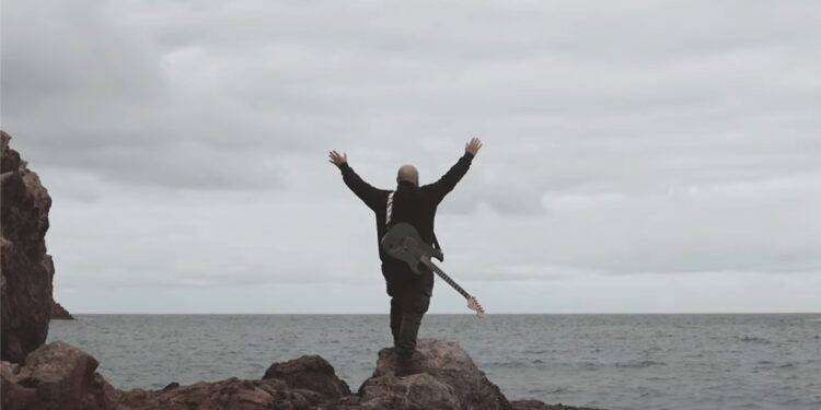 Sardinia music release. Il rock made in Sardinia è vivo. Diego Figus presenta il suo album e il suo video singolo Essenza