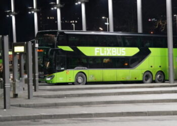 Tre passeggeri parlano di pianificare un attentato, Flixbus fermato in Belgio
