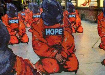 Amnesty, ‘Guantanamo va chiusa, luogo di torture e sparizioni’