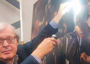 Vittorio Sgarbi è indagato per furto di beni culturali