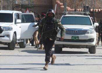 Il Pakistan risponde agli attacchi, almeno 7 morti in Iran