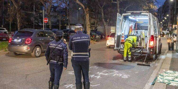 Ciclista investito e ucciso: tragedia nella notte