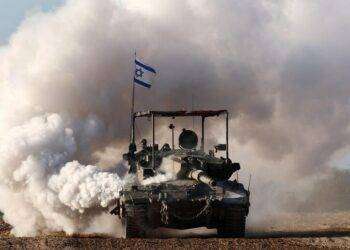 ‘Spari sulla folla in attesa degli aiuti a Gaza, venti morti’