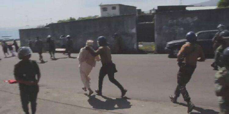 Africa, anche il popolo delle isole Comore si ribella al neocolonialismo occidentale: rivolte in piazza