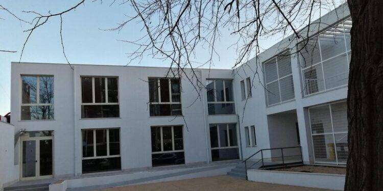 Petizione contro tagli ad autonomie scolastiche, 3.400 firme