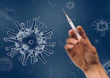 La Florida, con anni di ritardo, chiede l’abolizione dei vaccini mRna