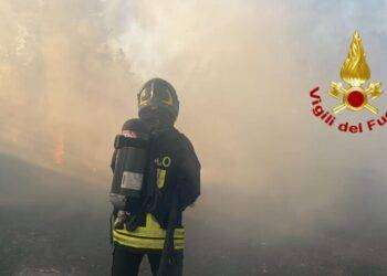 Fiamme in un’abitazione a Siamanna, famiglia illesa