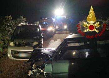 Grave incidente a Palau, frontale tra due auto: un ferito