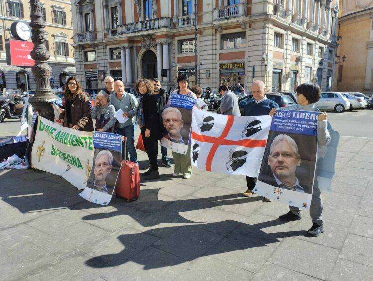 Delegazione sarda al Quirinale per la libertà di Julian Assange