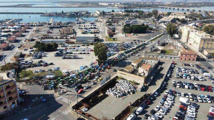 Protesta trattori, qualche centinaia da Cagliari in partenza per Roma