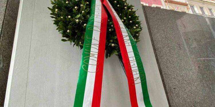 CasaPound omaggia i caduti dei bombardamenti alleati Cagliari