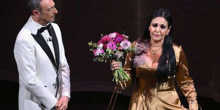 All’Ariston la mamma di Giogiò: ‘Dedico i fiori alla giustizia’