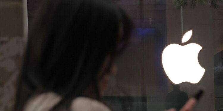 Verso 500 milioni multa Ue a Apple sullo streaming di musica