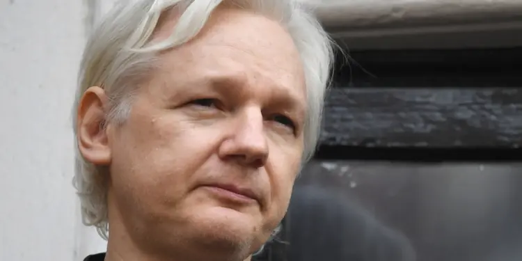 Julian Assange è cittadino onorario di Roma