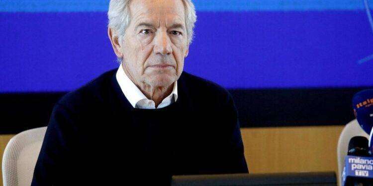 I “deliri” di Bertolaso, una tessera a punti sui corretti stili di vita