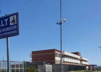 Detenuta incendia la cella dell’infermeria a Sassari