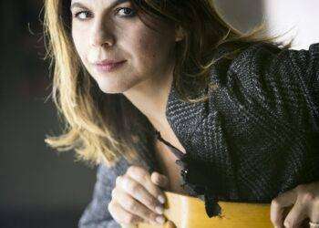 Geppi Cucciari in “Perfetta”: nuova data a Cagliari il 19 maggio