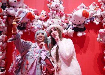 I 50 anni di Hello Kitty, dilaga l’estetica del ‘cute’