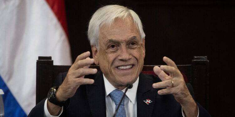 Cade elicottero in Cile, morto l’ex presidente Pinera