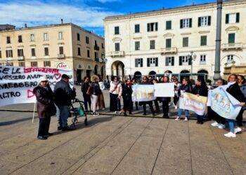 Protesta contro fallimento della Casa Divina Provvidenza