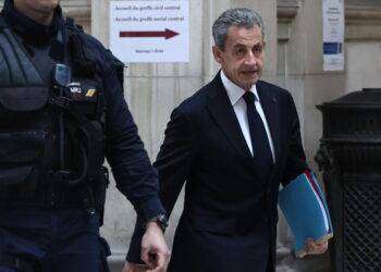 Sarkozy condannato a un anno, 6 mesi con condizionale