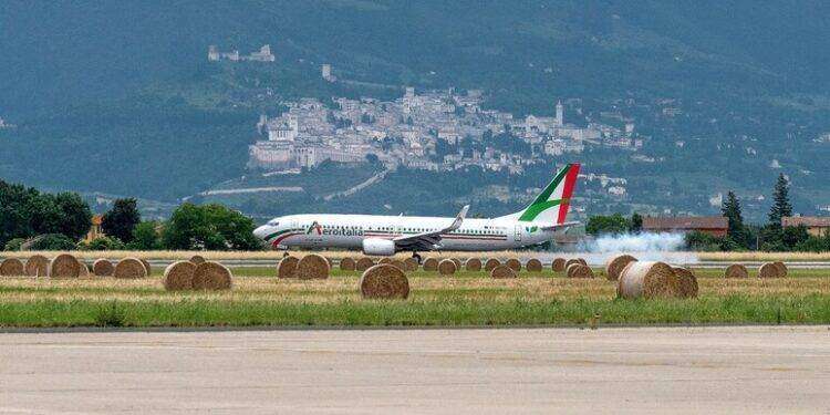Torna il collegamento aereo tra Perugia e Olbia