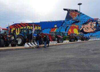 Protesta trattori avanti a Cagliari e Olbia, ‘fatti non parole’