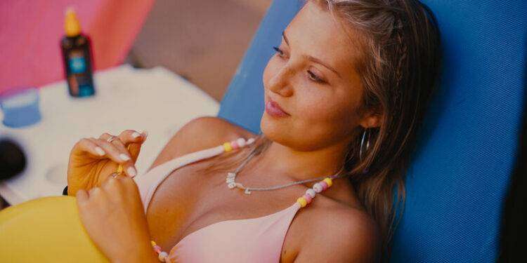 Adolescenti, sesso e consenso in How to Have a Sex