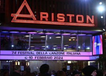 Allarme bomba a Sanremo rientra nella notte