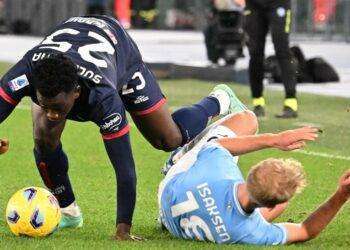 Calcio: Cagliari, Sulemana e Hatzidiakos a rischio con la Lazio