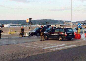 Tentano rapina in tabacchino a Olbia, fermato uno dei 2 banditi