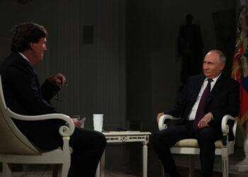 Putin intervistato da Carlson: “La Russia non sarà mai sconfitta dall’Ucraina”