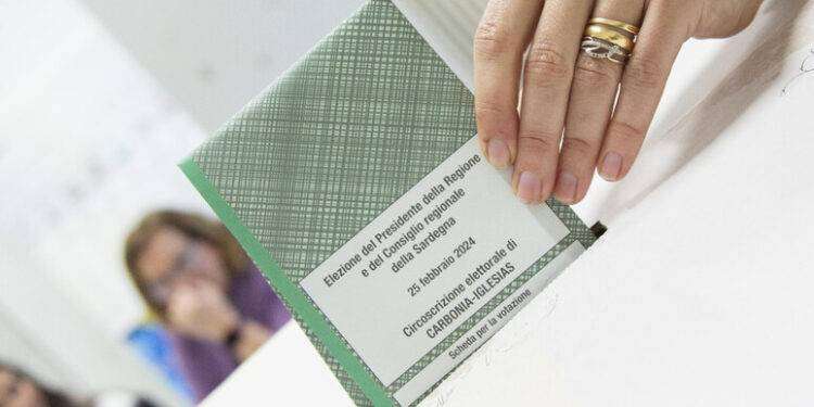 La Sardegna alle urne, oltre 1,4 milioni gli elettori chiamati al voto
