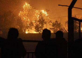 Sale a 51 il bilancio dei morti negli incendi in Cile