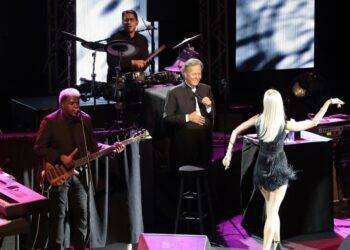 Julio Iglesias, la mia vita in una serie Netflix