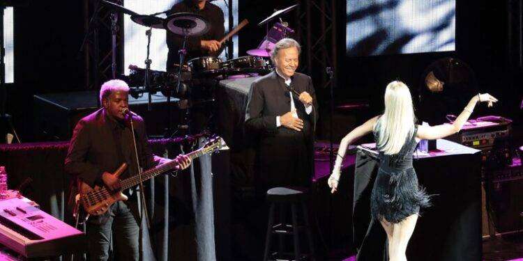 Julio Iglesias, la mia vita in una serie Netflix