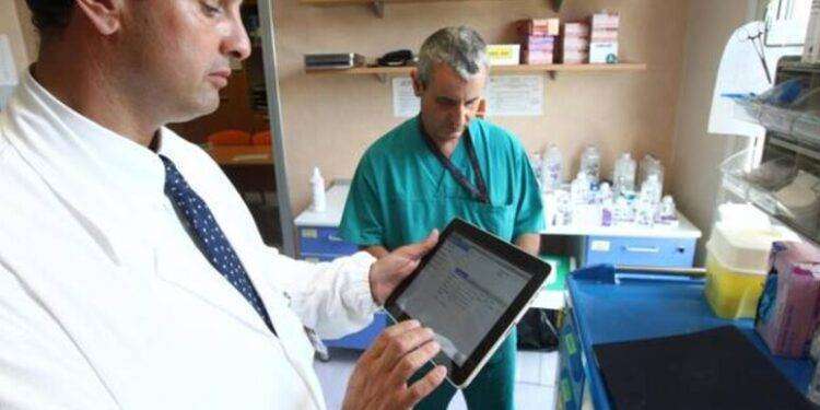 Fonti, in arrivo lo scudo penale per i medici