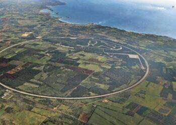 Collaudatore in moto muore sulla pista Porsche in Salento
